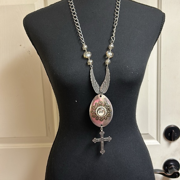 Necklace Handmade Silver Joy accent piece with wings and a silver cross - Picture 5 of 8